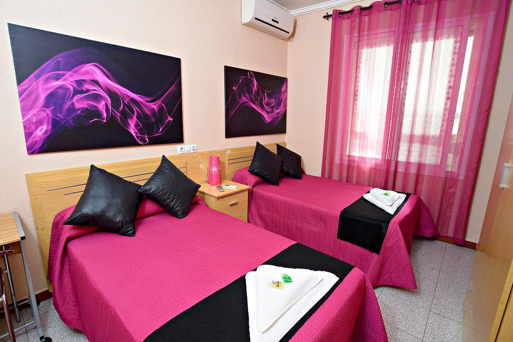 Hostal Carrizo Elda Exterior foto