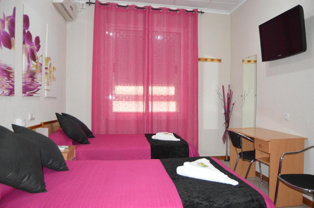 Hostal Carrizo Elda Exterior foto